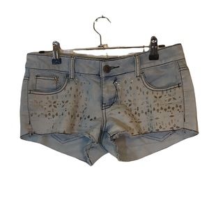 ☀️EUC Hot Kiss “Cici Short” Jean Shorts w/ Frayed Hem